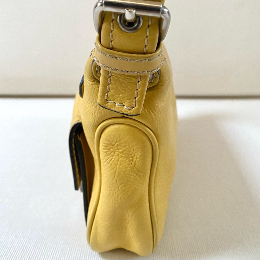 MARC JACOBS YELLOW LEATHER BAG - Picture 8 of 17